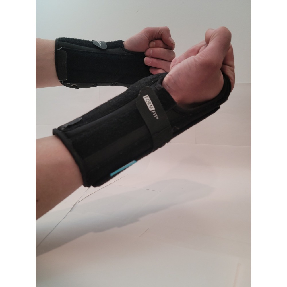 Ossur Formfit Wrist‎ Brace Pair Universal Left Right Black 803 Support Splint - Picture 7 of 9